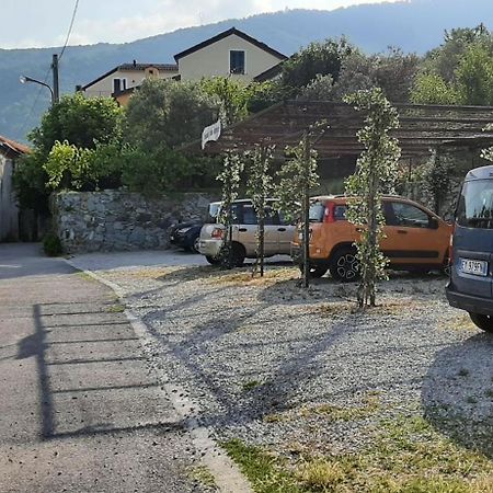 Contrada Casa Vacanze Apartamento Vado Ligure Exterior foto