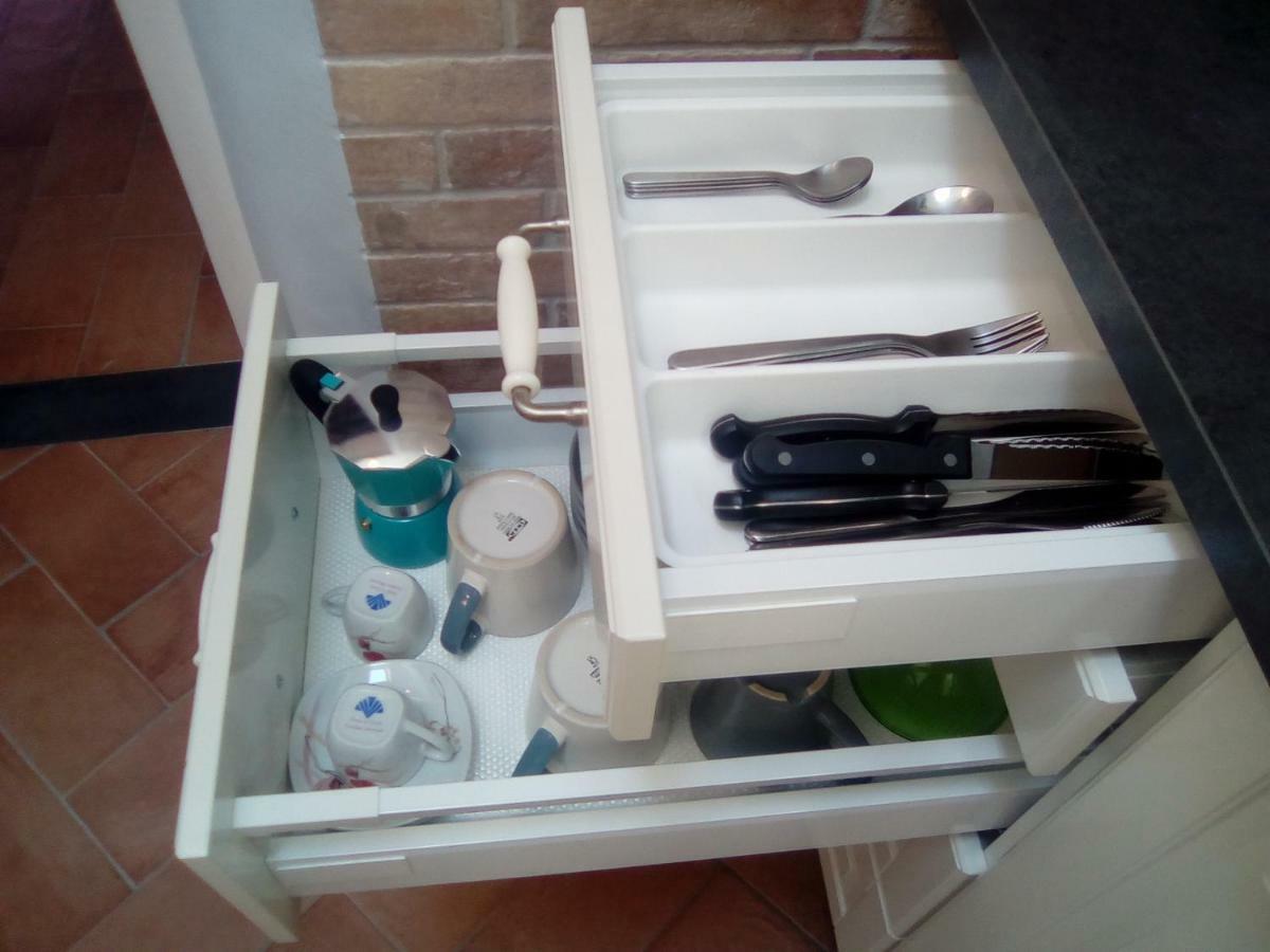 Contrada Casa Vacanze Apartamento Vado Ligure Exterior foto