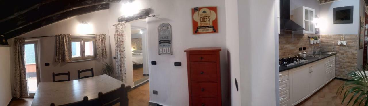Contrada Casa Vacanze Apartamento Vado Ligure Exterior foto